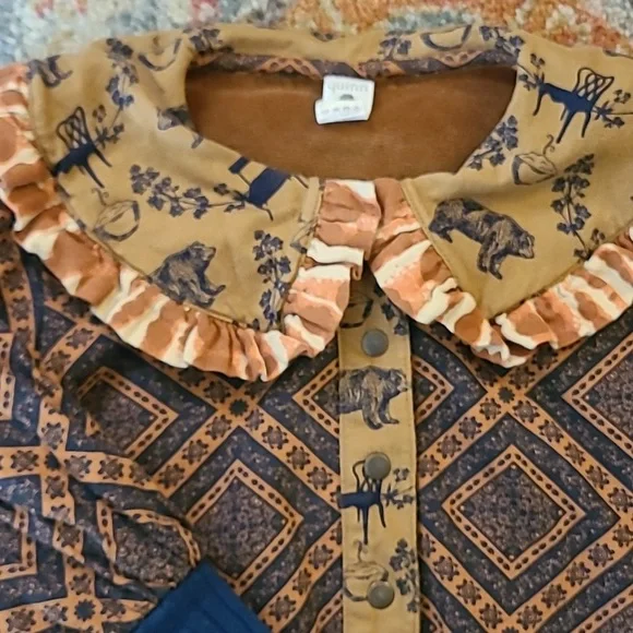 Kate Quinn Button Up light jacket - Picture 5 of 9